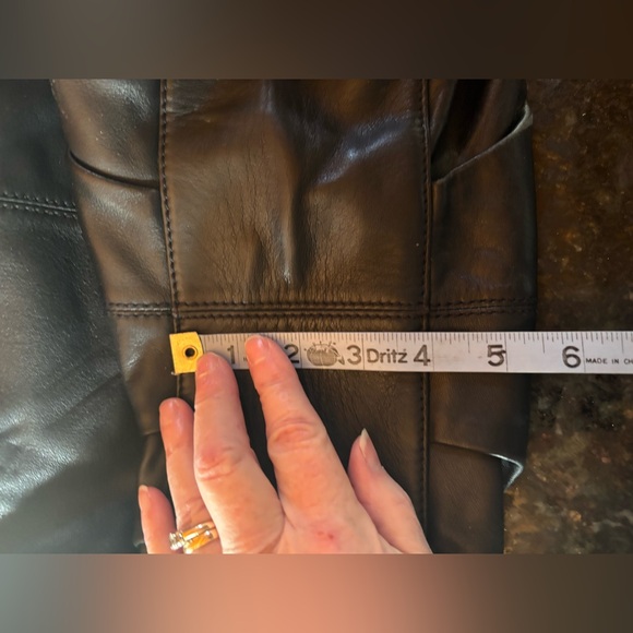 Cole Haan Black Leather Hobo Shoulder Bag w/ Logo Charm Large Slouchy Roomy Soft - Picture 15 of 15